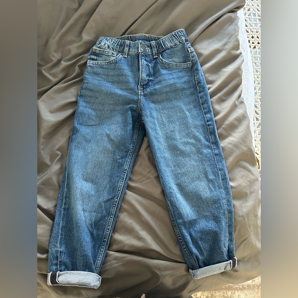 H&M boys 5t jeans, Baggy fit. Never worn.